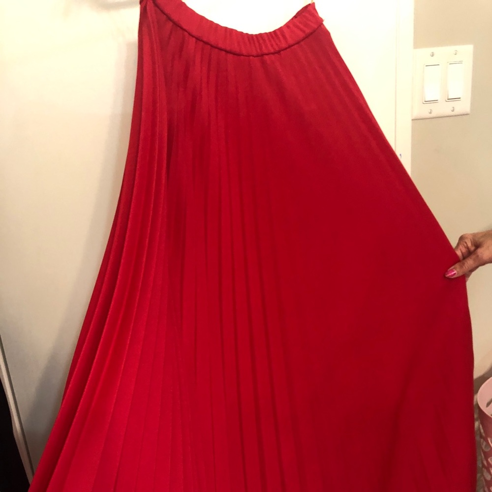 Beautiful red, long skirt